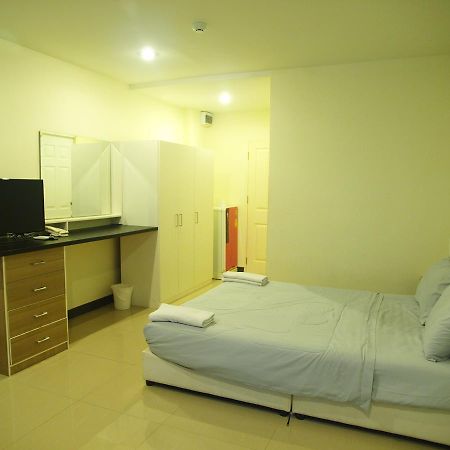 Bb Grand Residence Pattaya Exterior photo