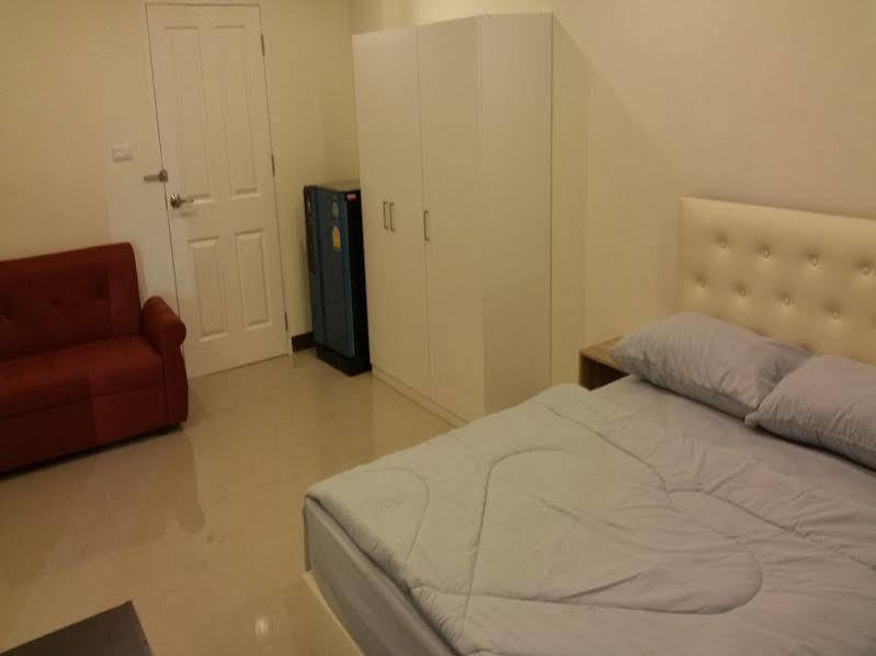 Bb Grand Residence Pattaya Exterior photo