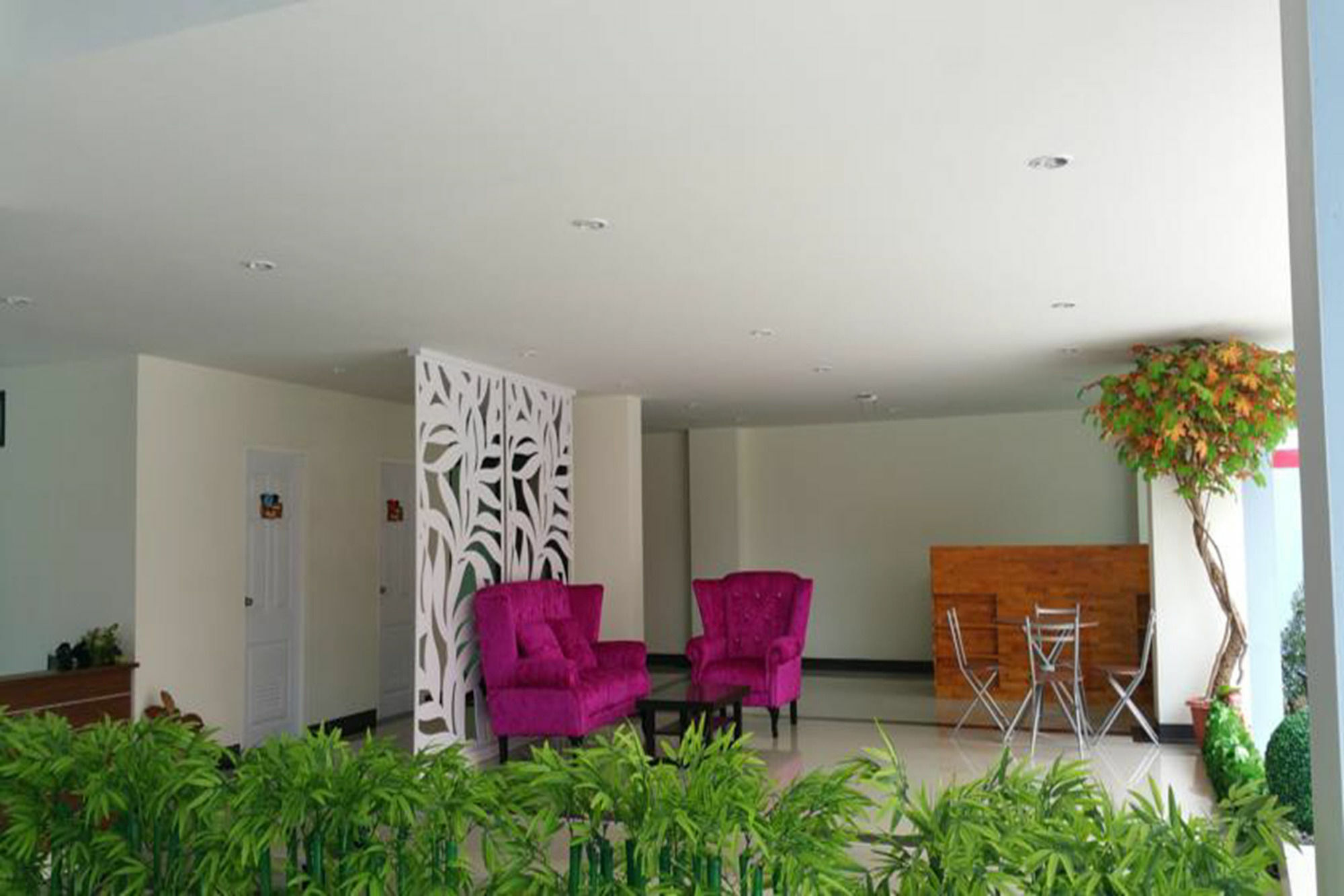 Bb Grand Residence Pattaya Exterior photo